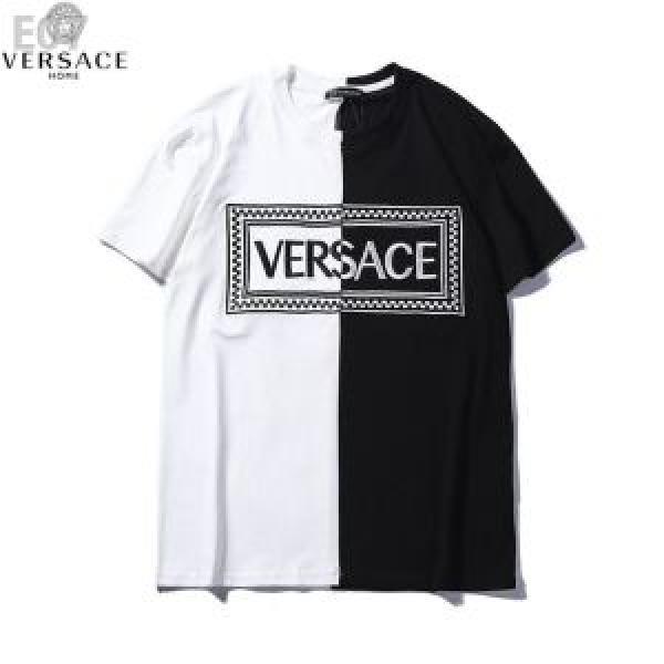 ブラッシュアップして華やかに ドレスアップ効果も抜群 VERSACE ヴェルサーチ 半袖Tシャツ