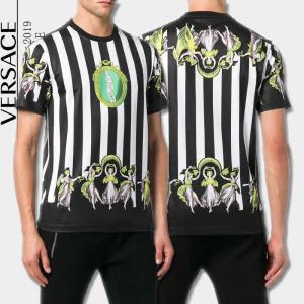 半袖Tシャツ この夏は注目新作 今季トレンドの限定アイテム VERSACE ヴェルサーチ