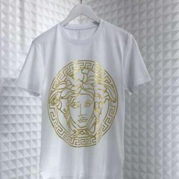 VERSACE ヴェルサーチ 半袖Tシャツ 2色可選 春夏を感じさせる 大人の華やかさを演出