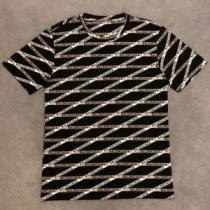 大人可愛いスタイル  バレンシアガ BALENCIAGA スタイルUPして着こなす Tシャツ/ティーシャツ