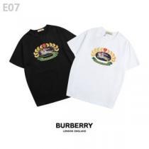 2026即旬な装いに バーバリー BURBERRY 今シーズン人気のアイテム 2色可選 Tシャツ/ティーシャツ