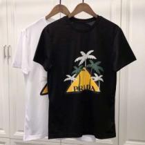 春夏の流行りトップス 2026春夏も引き続きトレンド PRADA プラダ 半袖Tシャツ 2色可選