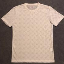 FENDI フェンディ半袖Tシャツ 春夏らしい華やか 春夏の流行りトップス 高級感が好評です