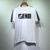 優しげ人気アイテム FENDI フェンディ半袖Tシャツ きれいめ派に上質 大人っぽく着こなせる