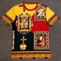 定番のスタイル春夏限定 快適な着心地 高級感が好評です VERSACE ヴェルサーチ 半袖Tシャツ