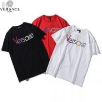 VERSACE ヴェルサーチ 半袖Tシャツ 3色可選 夏の王道　適度な上品さ 洗練されたスタイル