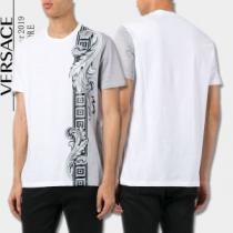 VERSACE ヴェルサーチ 半袖Tシャツ 大人っぽく仕上げ 今っぽいトレンド 優しげ人気アイテム