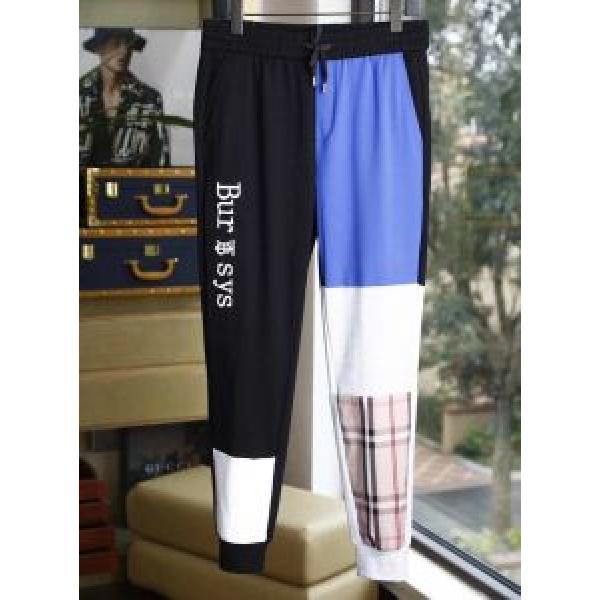 大人のカジュアルスタイル スエットパンツ 2026SSのトレンド商品 バーバリー BURBERRY