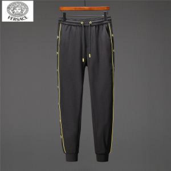 今年の正解大人気新作ヴェルサーチVERSACE2026年の夏のマスト デニムパンツ 風通しの良いフレア