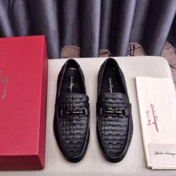 2026限定 男性に人気 サルヴァトーレフェラガモ カジュアルシューズ最新で完売確実 FERRAGAMO