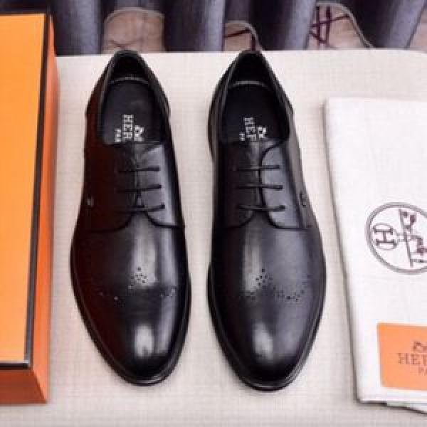 今風の着こなし新品 HERMES 新作数量限定セール2026年春夏シーズンの人気エルメス 革靴