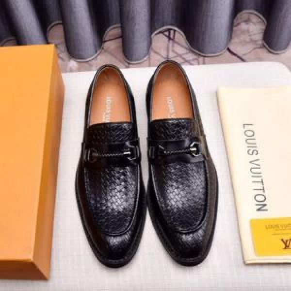 鮮度アップブランド最新 LOUIS VUITTON《2025年》今、注目のストリートルイ ヴィトン革靴