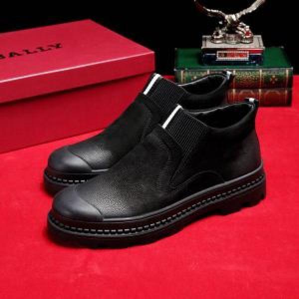 お洒落トレンド人気 BALLY バリー ハイトップシューズ 2026春夏の大注目トレンド 大人っぽく着こなし