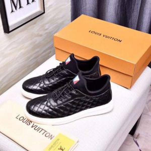 さわやか夏スタイル新品 大人カジュアル夏ファッション2026 LOUIS VUITTON ルイ ヴィトン カジュアルシューズ
