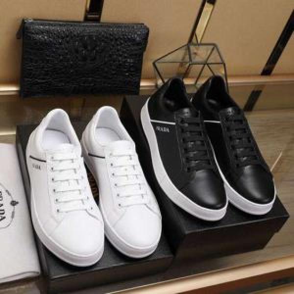 きちんと感をプラス PRADA プラダ カジュアルシューズ 2色可選 【2026年】夏のファッション 夏先に大活躍する