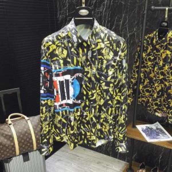 GIVENCHY  ジバンシー 2025夏色っぽさ 長袖 /ロンT/ロングT/ロングTシャツ 清潔感のある肌見せ