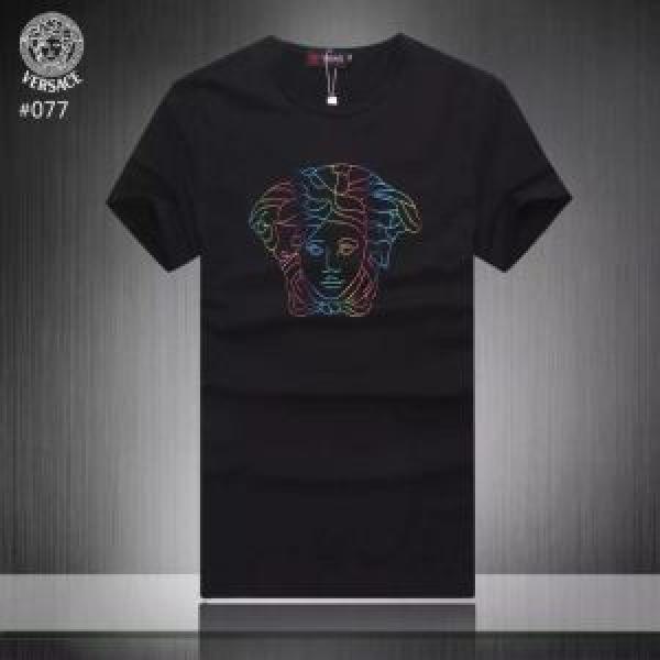 上品な印象に格上げ  Tシャツ/ティーシャツ 3色可選 ヴェルサーチVERSACE 2026春夏も引き続き人気セール
