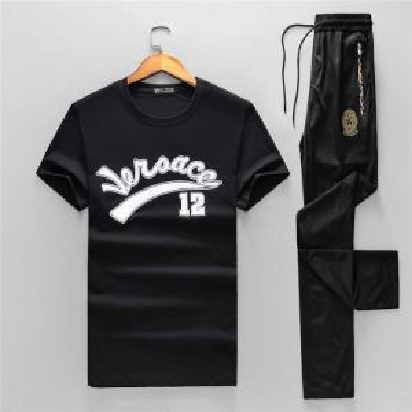 オンライン限定商品 2色可選 VERSACE ヴェルサーチ 半袖 上下セット正規品保証19春夏 人気商品