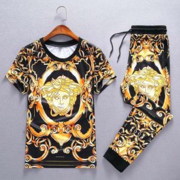 人気商品 ヴェルサーチ VERSACE 半袖 上下セット【2025春夏】最新コレクション