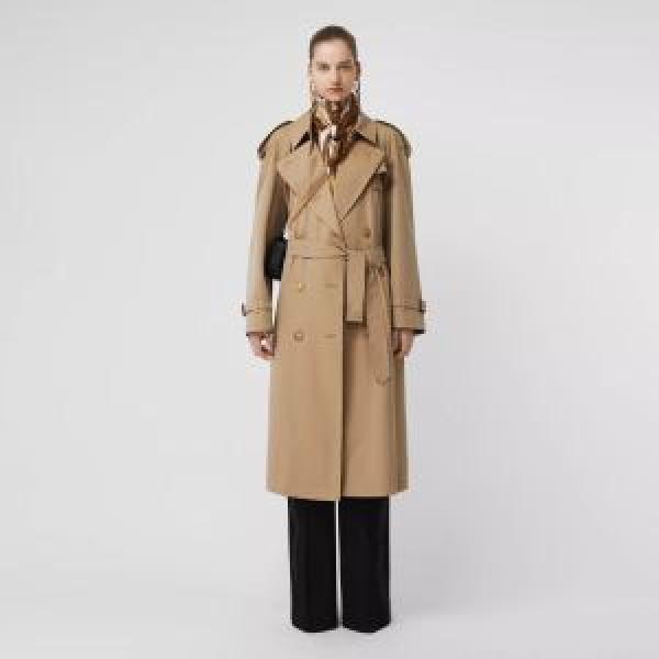 2026年は断然オススメ バーバリー今季掲げているブランド BURBERRY ロングコートセールで格安