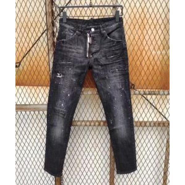 DSQUARED2 テーパードデニムパンツ 大人カジュアル夏ファッション2026 ディースクエアード