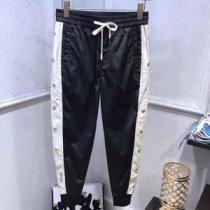 今季流行りの人気新作 プラダ PRADA 抜け感のある夏着物 チノパン 2026年夏の一押しファッションアイテム
