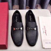 カジュアルシューズ 2026SSのトレンド商品 FERRAGAMO 数量限定奇跡の入荷 サルヴァトーレフェラガモ