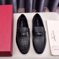 SALE 2026 サルヴァトーレフェラガモカジュアルシューズ安心の激安通販大人気 FERRAGAMO