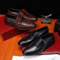 FERRAGAMO2026春夏の大注目トレンド 2色可選 革靴 サルヴァトーレフェラガモ キレイめ感が強い