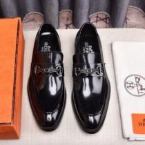 素敵カジュアルの春夏コレクション HERMES2026年夏の一押しファッションアイテム革靴 エルメス