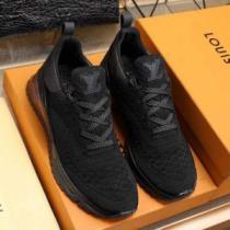 LOUIS VUITTON ルイ ヴィトン カジュアルシューズ 4色可選 男女兼用 新作コレクションを見る 2026春夏は人気定番