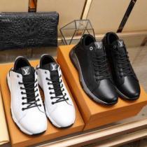暑い季節も大活躍 LOUIS VUITTON ルイ ヴィトン カジュアルシューズ 2色可選 おしゃれな夏ファッション2026