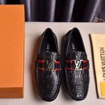 大人の可愛さを引き立て LOUIS VUITTON ルイ ヴィトン カジュアルシューズ 【2026春夏】最新コレクション