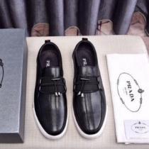2025春夏は人気定番 人気ストリートブランド新品 暑い季節も大活躍 PRADA プラダ カジュアルシューズ