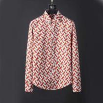 今年流大人っぽさ 長袖 /ロンT/ロングT/ロングTシャツ バーバリー BURBERRY 2色可選 大人の可愛さを引き立て