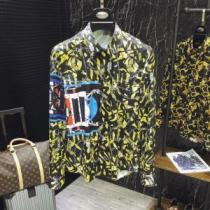 GIVENCHY  ジバンシー 2025夏色っぽさ 長袖 /ロンT/ロングT/ロングTシャツ 清潔感のある肌見せ