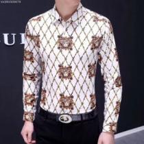 今季流行りの人気新作 長袖 /ロンT/ロングT/ロングTシャツ  2色可選 ヴェルサーチVERSACE 2025年夏の一押しファッションアイテム
