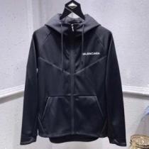 バレンシアガ最新で男性にもお勧め BALENCIAGA 2026限定 男性に人気ダスター コート王道コンビ