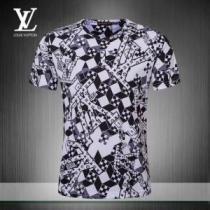 LOUIS VUITTON 大人のこなれた着こなし ルイ ヴィトン 2026SSのトレンド商品 Tシャツ/ティーシャツ 2色可選