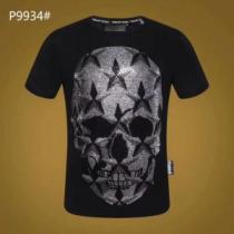 大人の余裕が漂う Tシャツ/ティーシャツ フィリッププレイン夏っぽさ新作アイテム PHILIPP PLEIN