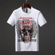 2色可選リラックススタイルが実現 Tシャツ/ティーシャツ フィリッププレイン PHILIPP PLEIN  《2026年》今、注目のストリート