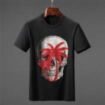 大人のこなれた着こなし Tシャツ/ティーシャツ フィリッププレイン PHILIPP PLEIN トップスをインするスタイル 2色可選