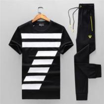 2色可選 2026春夏は人気定番 ARMANI 知的な夏のスタイルアルマーニ上品なリラックス感 半袖 上下セット