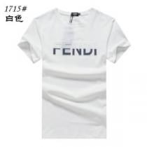 お洒落トレンド人気 2026年の春夏に着たい 通勤の定番 FENDI フェンディ半袖Tシャツ 3色可選