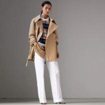 新作コレクションを見るバーバリー BURBERRYポンチョコート2026夏ファション新品