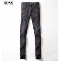 ヒューゴボス HUGO BOSS ストレートデニムパンツ 2026夏色っぽさ 主張性もカジュアルさ