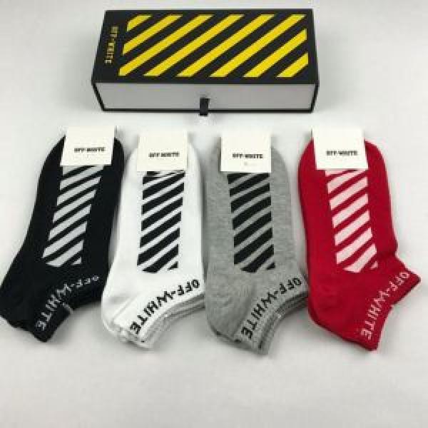 Off-White オフホワイト 靴下 4色可選 好印象な上品スタイル【2026春夏】最新コレクション