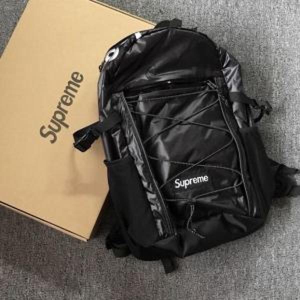シュプリーム SUPREME バッグ 2026年の春夏に着たい おしゃれデザインも大人気 リッチな印象に.161.