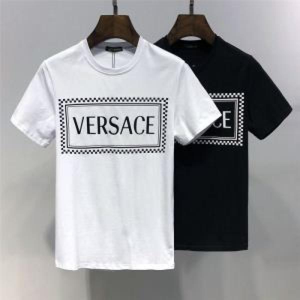 目を引く春夏トップス VERSACE ヴェルサーチ 半袖Tシャツ 2色可選 【2026春夏】最新コレクション