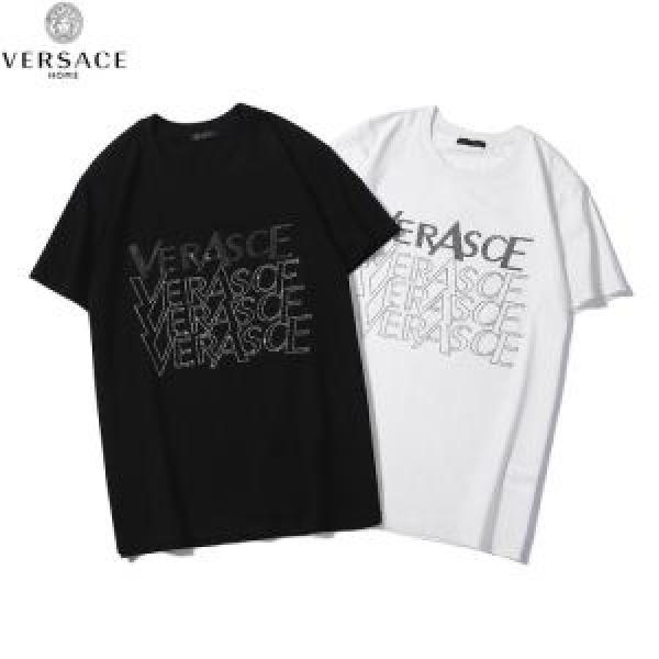 VERSACE ヴェルサーチ 半袖Tシャツ 2色可選 リラックススタイルが実現 2025年の春夏に着たい